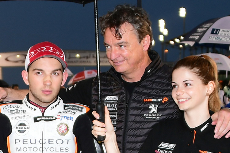Terrell Thien (Mitte) mit Peugeot-Fahrer Jakub Kornfeil