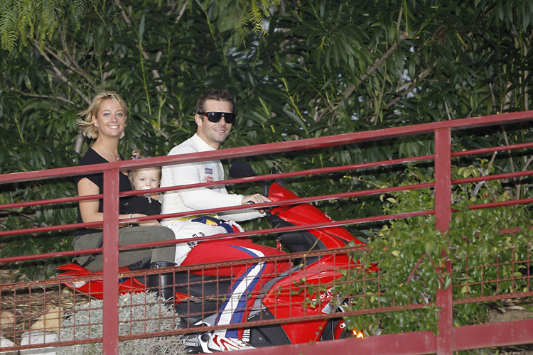 Sébastien Loeb mit seiner Familie