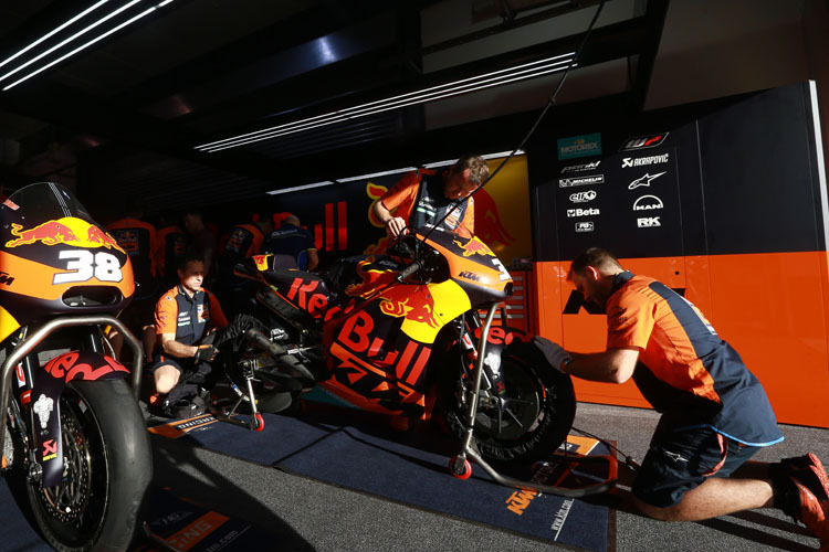 Die Red Bull KTM-Box von Bradley Smith