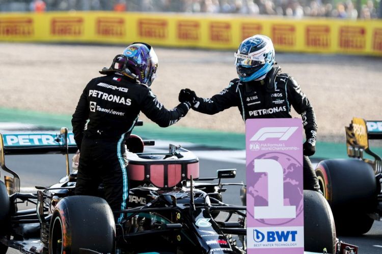 Valtteri Bottas & Sir Lewis Hamilton