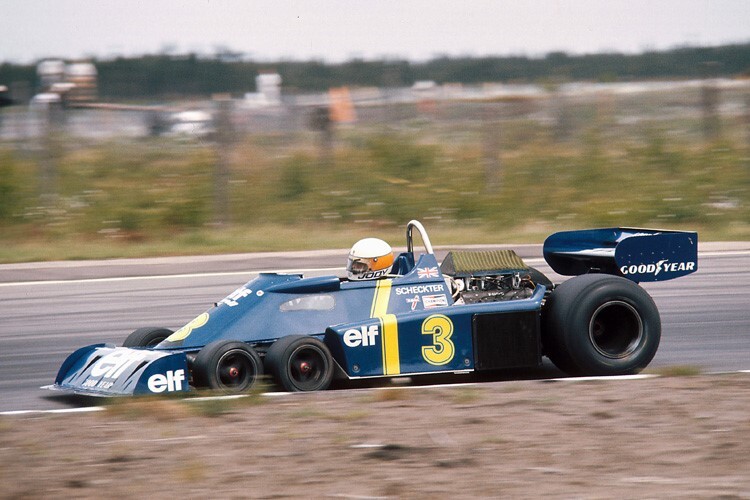 Jody Scheckter 1976 mit dem Sechsrad-Tyrrell P34