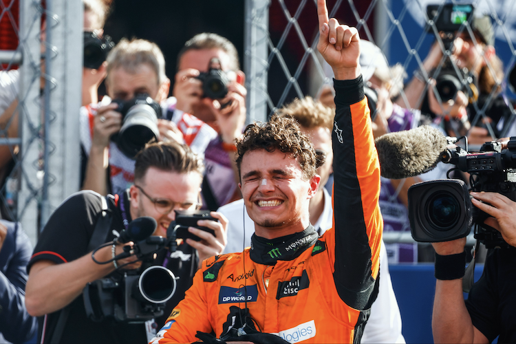 Lando Norris hat sein erstes Formel-1-Rennen gewonnen