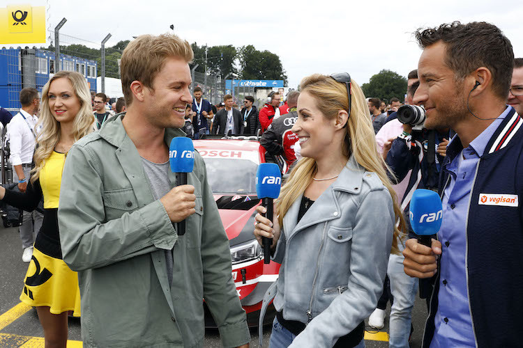 Nico Rosberg mit Andrea Kaiser und Timo Scheider