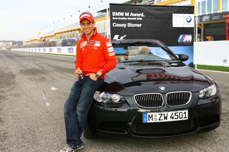 Im letzten Jahr krallte sich Casey Stoner in Valencia den BMW