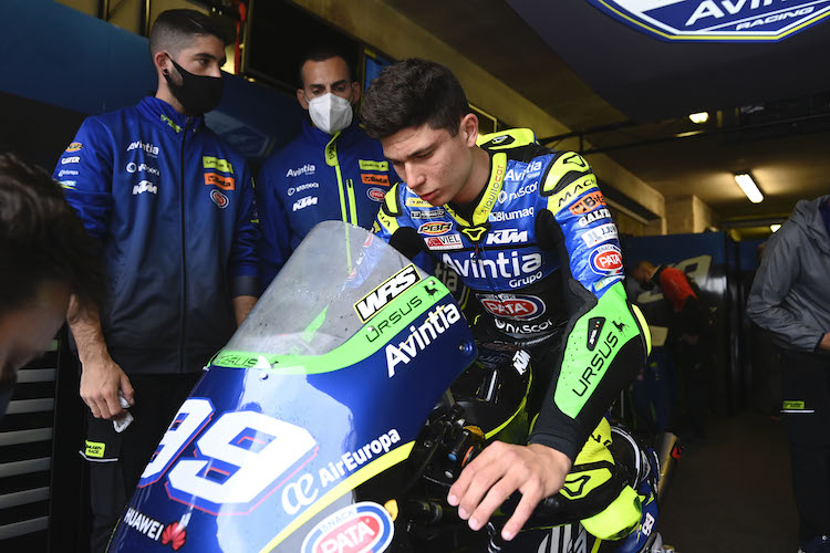 Barcelona Tatay injured VR46 driver steps in