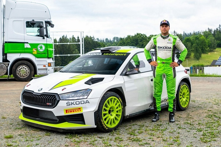 Andreas Mikkelsen am Skoda Fabia RS Rally2