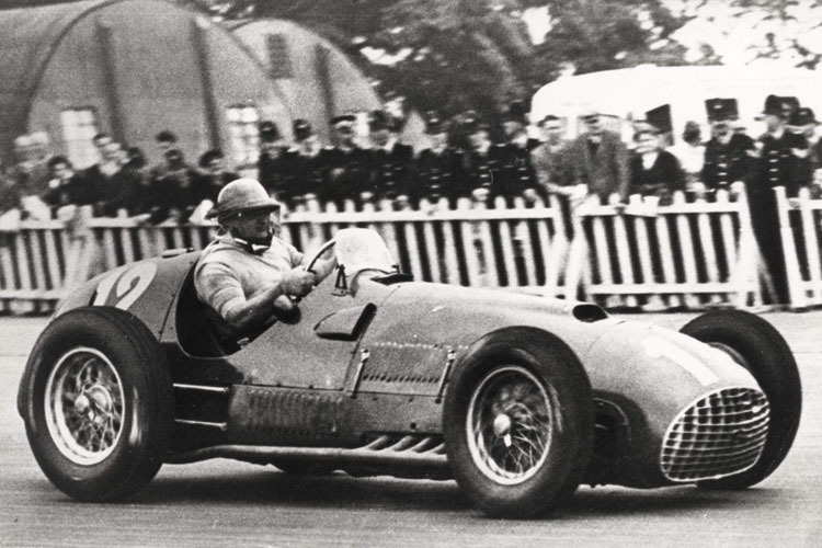 José Froilán González feierte zwei GP-Siege: In Silverstone triumphierte er 1951 und 1954 