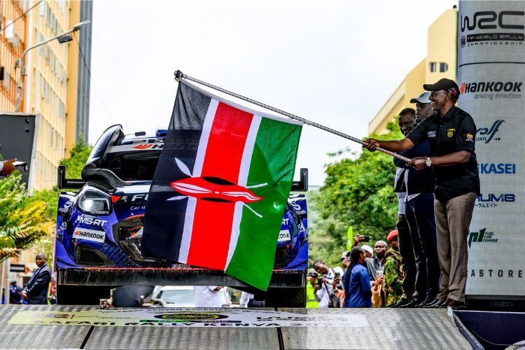 Der kenianische Präsident William Ruto startete die 73. Safari-Rallye Kenia