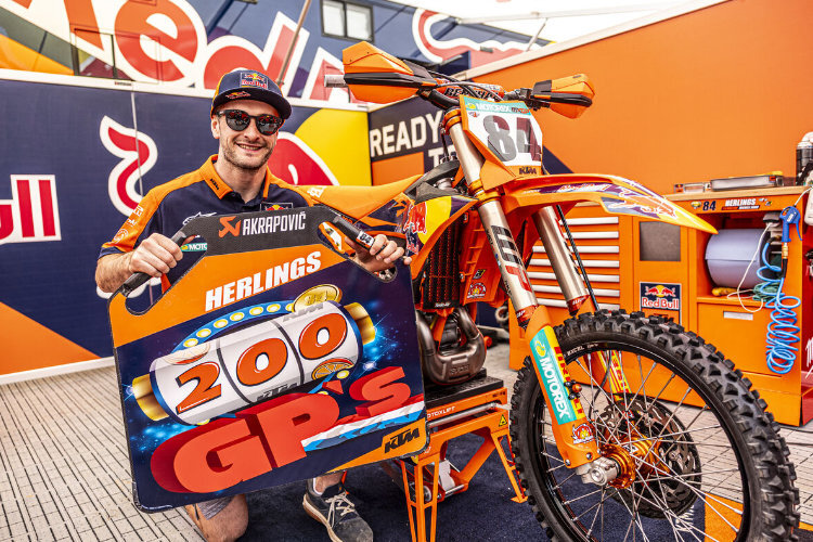 Jeffrey-Herlings-zu-Honda-KTM-versucht-ihn-zu-halten