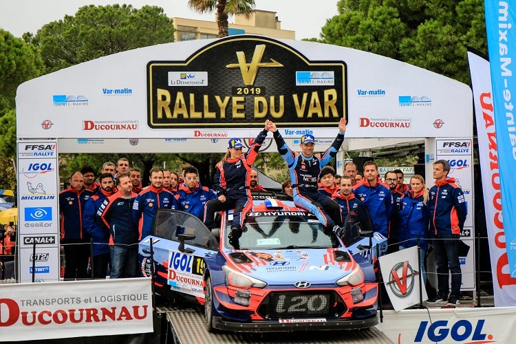 Laurène Godey und Sébastien Loeb 2019 Sieg bei Rallye du Var
