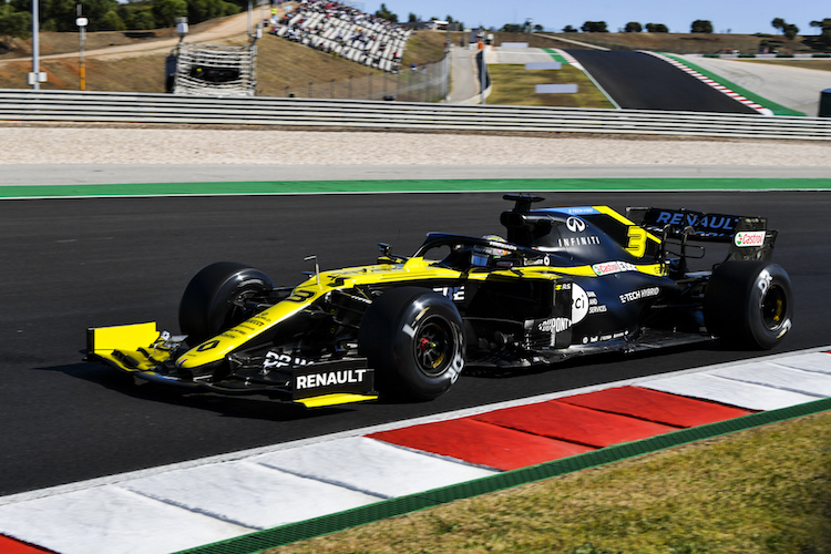 Daniel Ricciardo beim Pirelli-Test