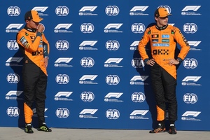 Lando Norris und Oscar Piastri müssen in Las Vegas zittern)