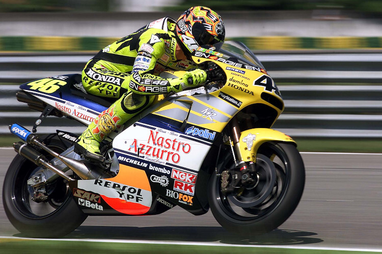 Valentino Rossi kürte sich 2001 zum letzten 500er-Weltmeister