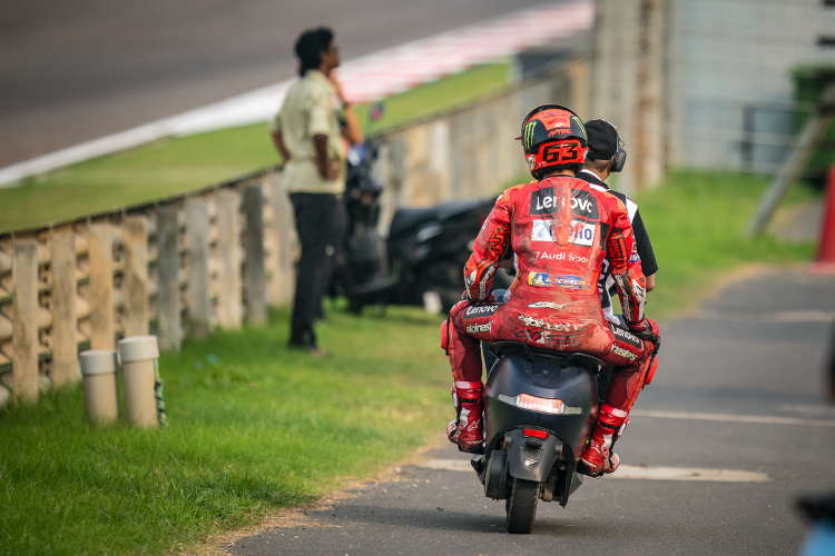 Buddh Circuit: Zum fünften Mal in dieser Saison kam Pecco Bagnaia in einem GP-Rennen nicht ins Ziel