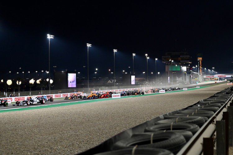 Die Formel 1 war zuletzt 2021 in Katar unterwegs, in diesem Jahr gehört das Rennen auf dem Losail Circuit in Doha wieder zum WM-Kalender