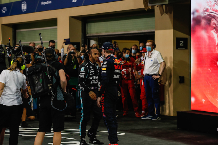 Respekt vor dem Gegner: Max Verstappen und Lewis Hamilton