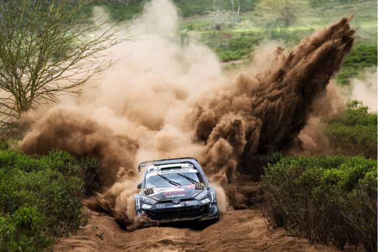 Take five: Der Ire Elfyn Evans gewann die Safari-Rallye Kenia. Für Toyota der fünfte Erfolg in Folgege ge