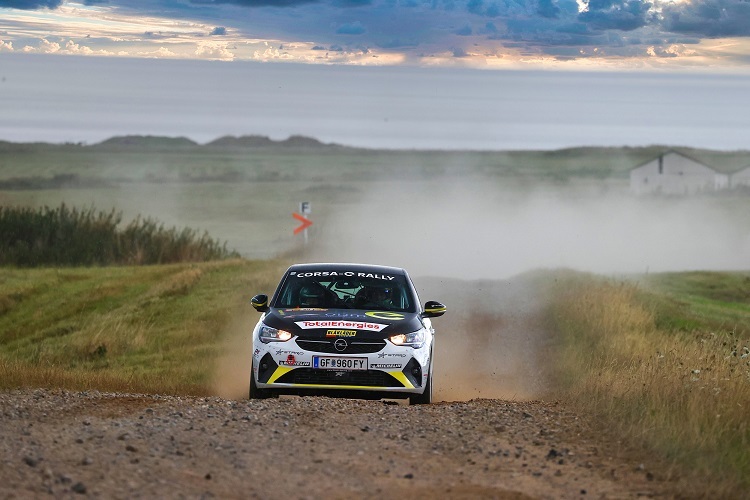 ADAC Opel e-Rally Cup startet bei EM in Tschechien