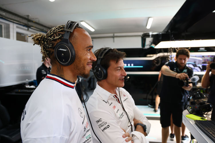 Lewis Hamilton und Toto Wolff