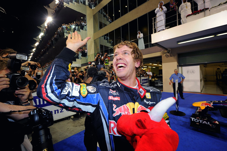 Sebastian Vettel nach dem WM-Titelgewinn 2010 in Abu Dhabi