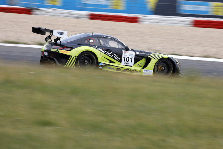 Schnitzelalm Racing konnte das GT60 powered by Pirelli des GTC Race beim ADAC Racing Weekend auf dem Nürburgring