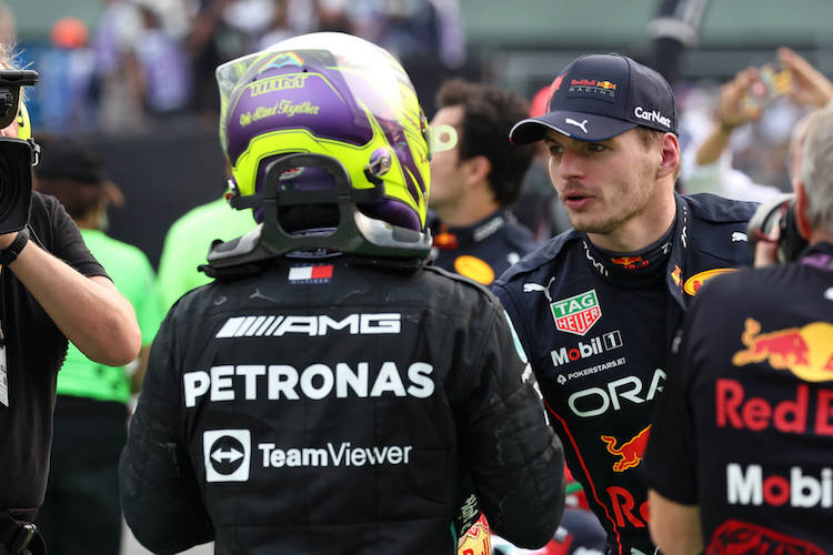 Keine Unstimmigkeiten: Max Verstappen und Lewis Hamilton