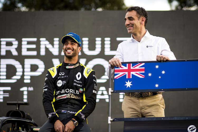 Daniel Ricciardo und Cyril Abiteboul in Melbourne 2020