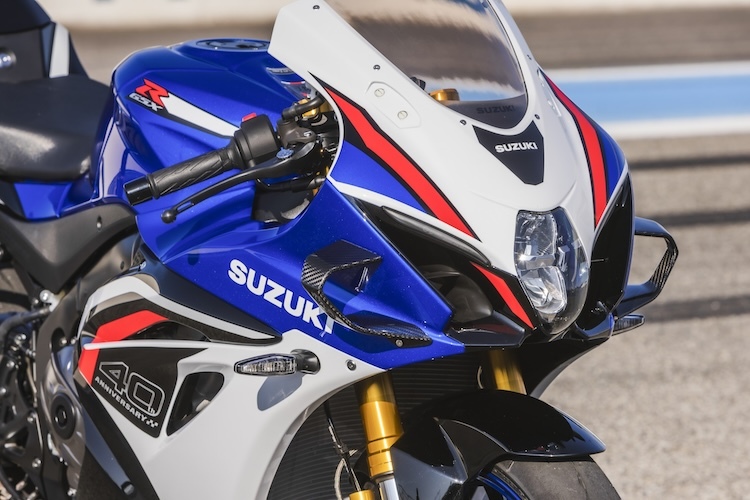 Neu beim 2026er-Modell: Winglets an der Front