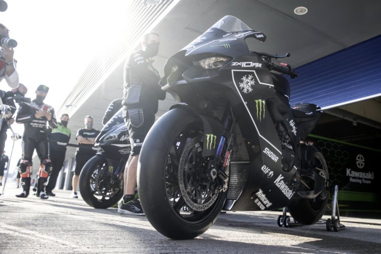 Die neue Kawasaki ZX10-RR debütierte beim Jerez-Test