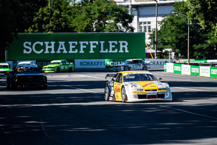 Das rollende Museum: Die DTM Classic