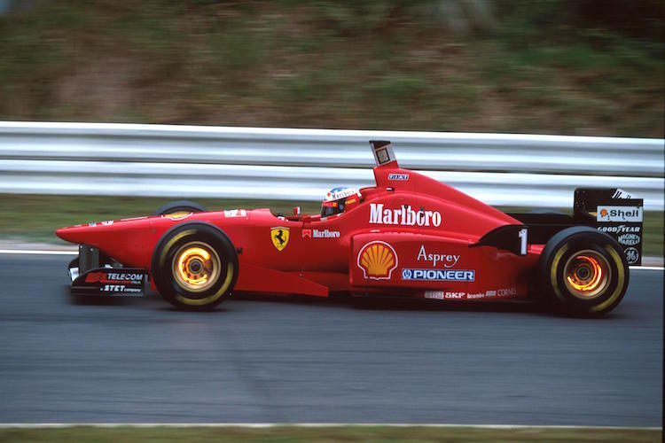 Michael Schumacher lässt es 1996 glühen
