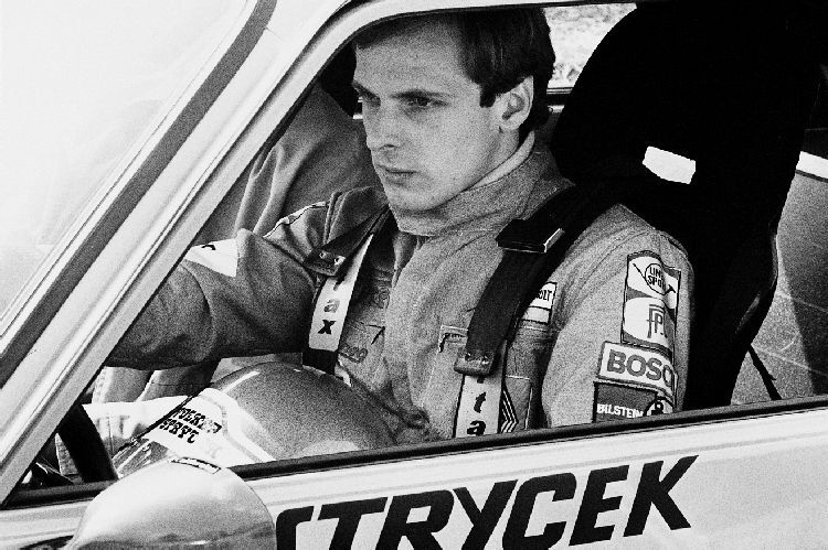 Zäher Start ins Rennfahrer-Leben: Volker Strycek 1976 als junger R5 Cup-Frischling