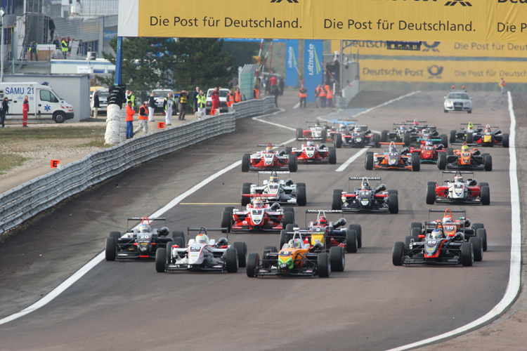 Der Formel-3-Euroserie Kalender ist da