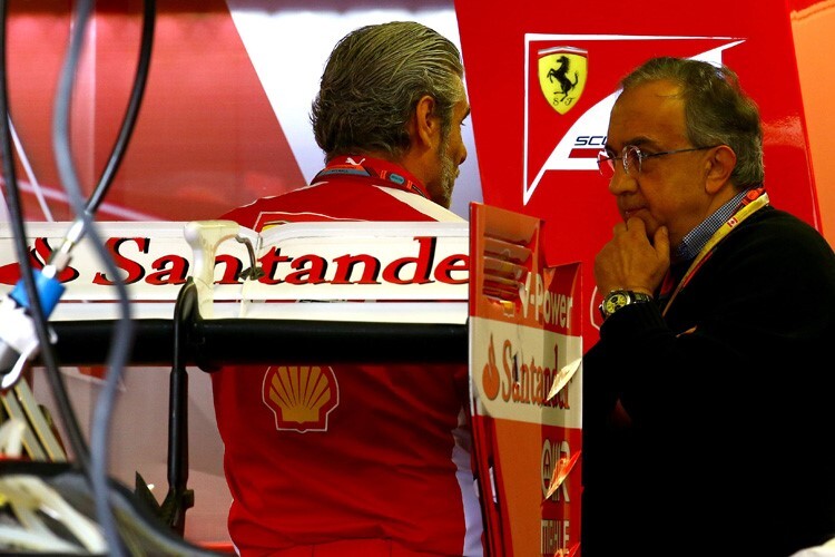 Ferrari-Teamchef Maurizio Arrivabene (links) mit Firmenchef Sergio Marchionne