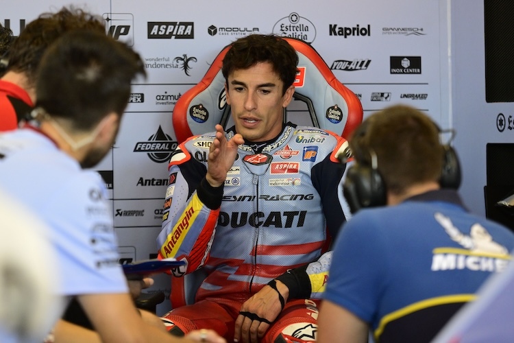 Marc Márquez beim Misano-Test im Austausch mit Michelin