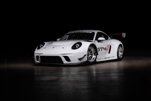 Kellymoss GT4R)