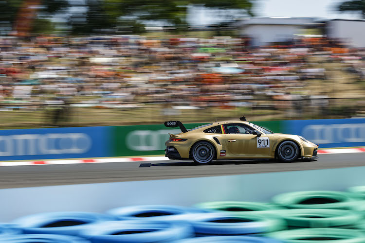 Der goldfarbene Cup Porsche von Timo Glock