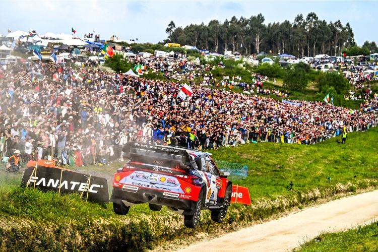 Hero-Zero-Hero-Situation: Ott Tänak verlor überlegene Führung und kämpfte sich am Finaltag wieder auf Platz zwei