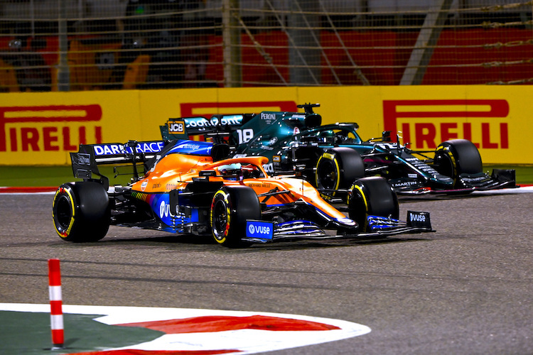 Daniel Ricciardo (McLaren) gegen Lance Stroll (Aston Martin)