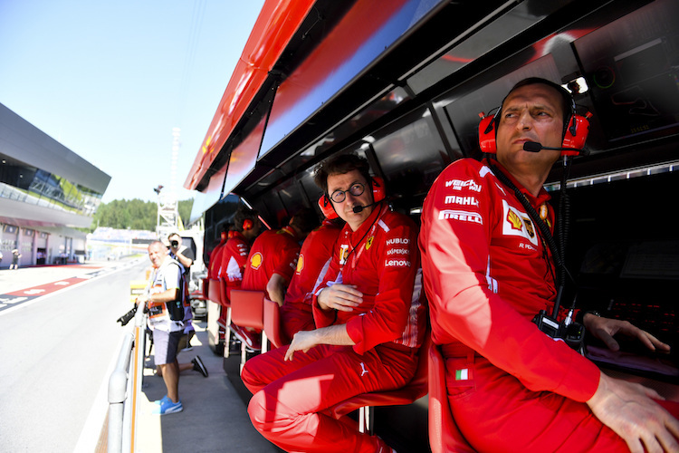 Das Ferrari-Team bekommt ein dickes Lob von Martin Brundle 