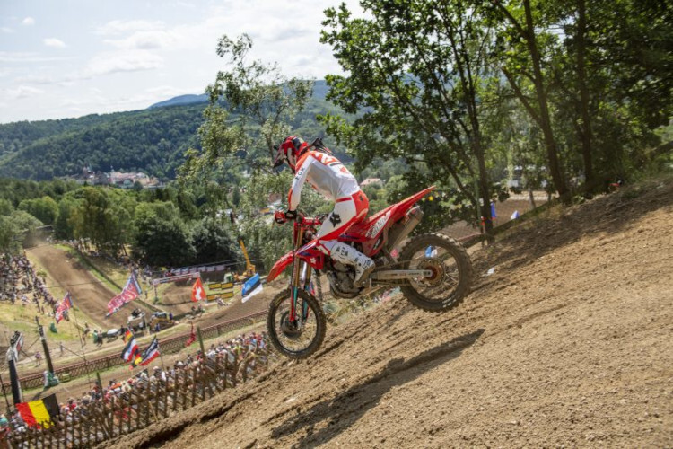 In Loket war der Titelverteidiger erstmals in dieser MXGP-Saison auf der Strecke