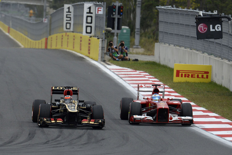 Fernando Alonso (re.) fehlte auf dem Korea International Circuit das Tempo
