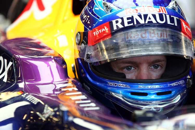 Der dreifache Weltmeister Sebastian Vettel ist nur knapp schneller als das Ferrari-Duo