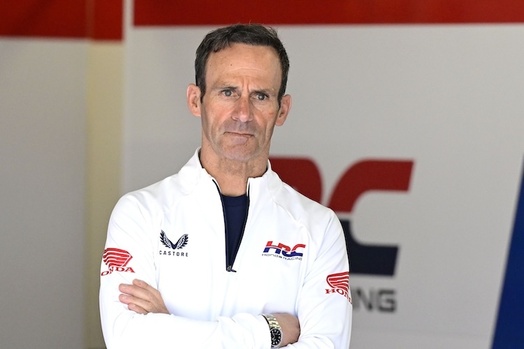 Treueschwur. Team Manager Alberto Puig lebt und leidet mit dem Team – und kämpft für ein Erfolgs-Comeback der Honda-Fahrer