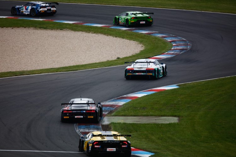 Starke Kurven fuer die Renner von Lamborghini, Audi und Corvette