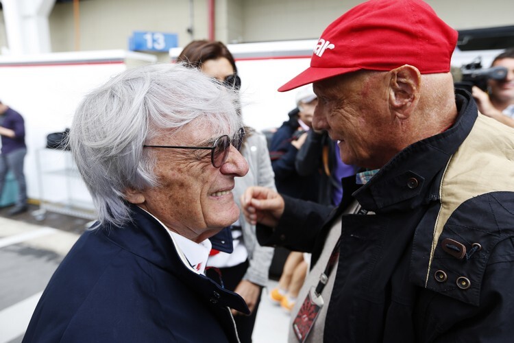 Bernie Ecclestone mit Niki Lauda