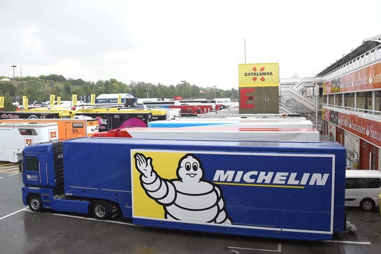 Für die ersten Tests ist Michelin schon 2015 zurück im MotoGP-Paddock