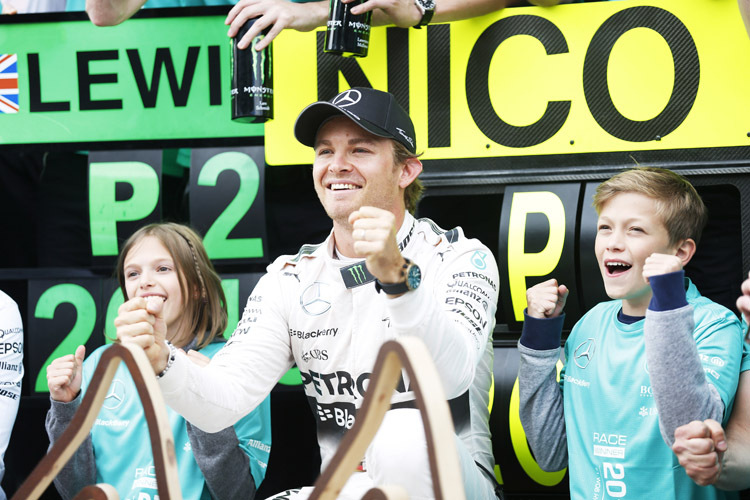 GP-Sieger Nico Rosberg: « «Meinen Sieg werde ich nicht feiern, weil ich beim Test am Dienstag wieder im Auto sitzen werde»