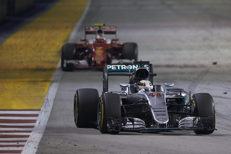 Heisses Duell Lewis Hamilton gegen Kimi Räikkönen
