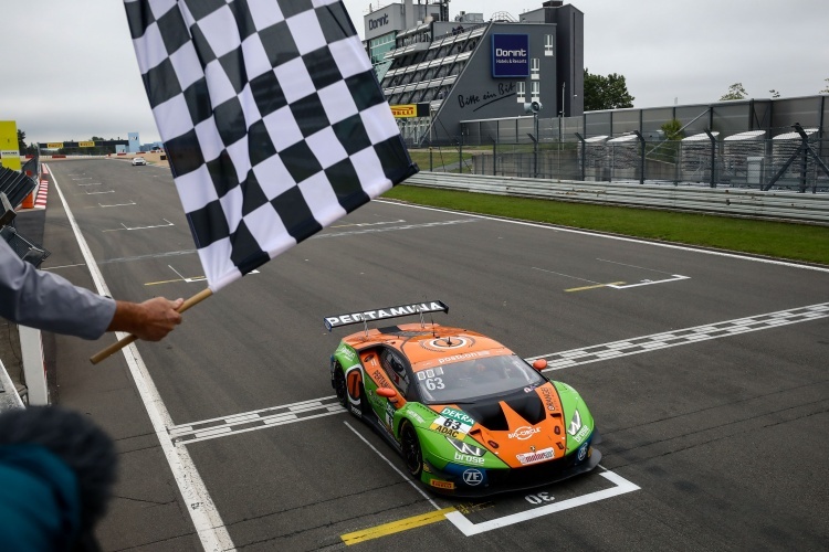 Sieg für den GRT-Lamborghini Huracán GT3 am Nürburgring